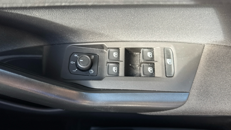 Volkswagen Polo 1.0 TSI Life 5dr Petrol Hatchback